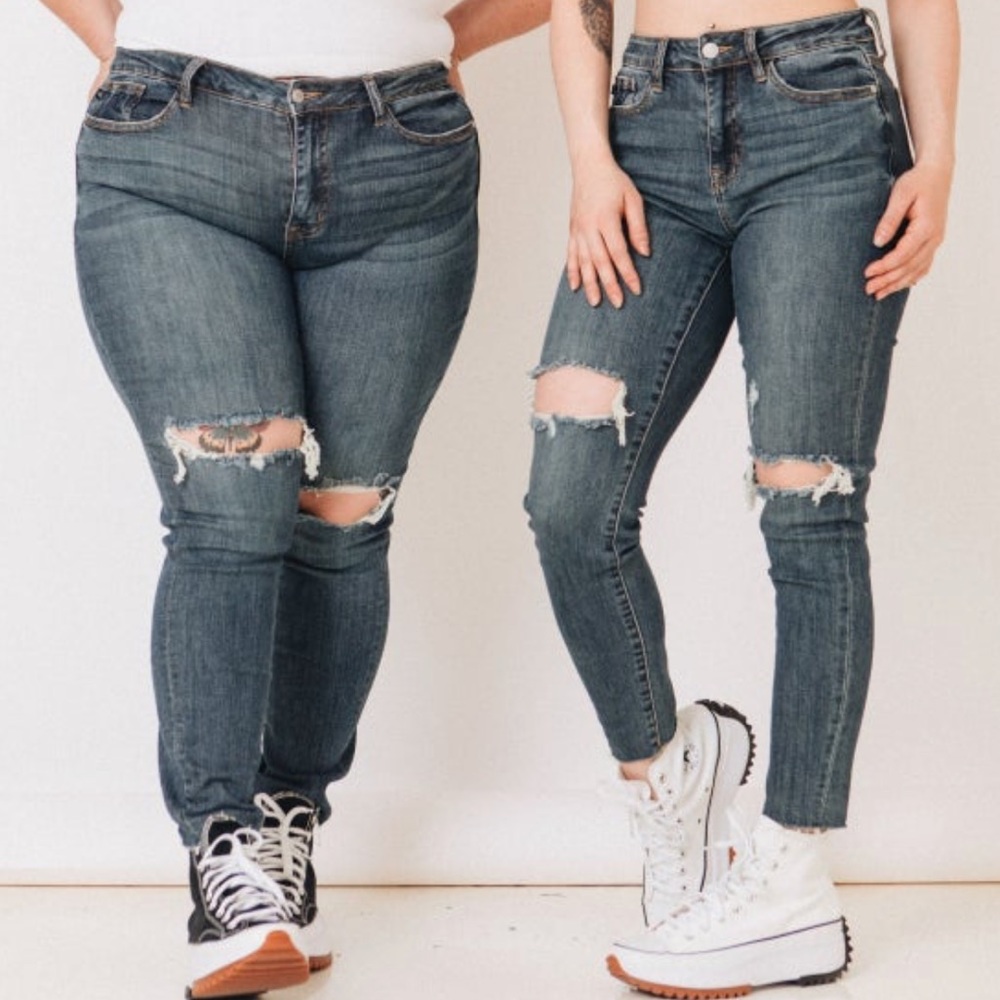 🆕JUDY BLUES RAW EDGE DISTRESSED🆕